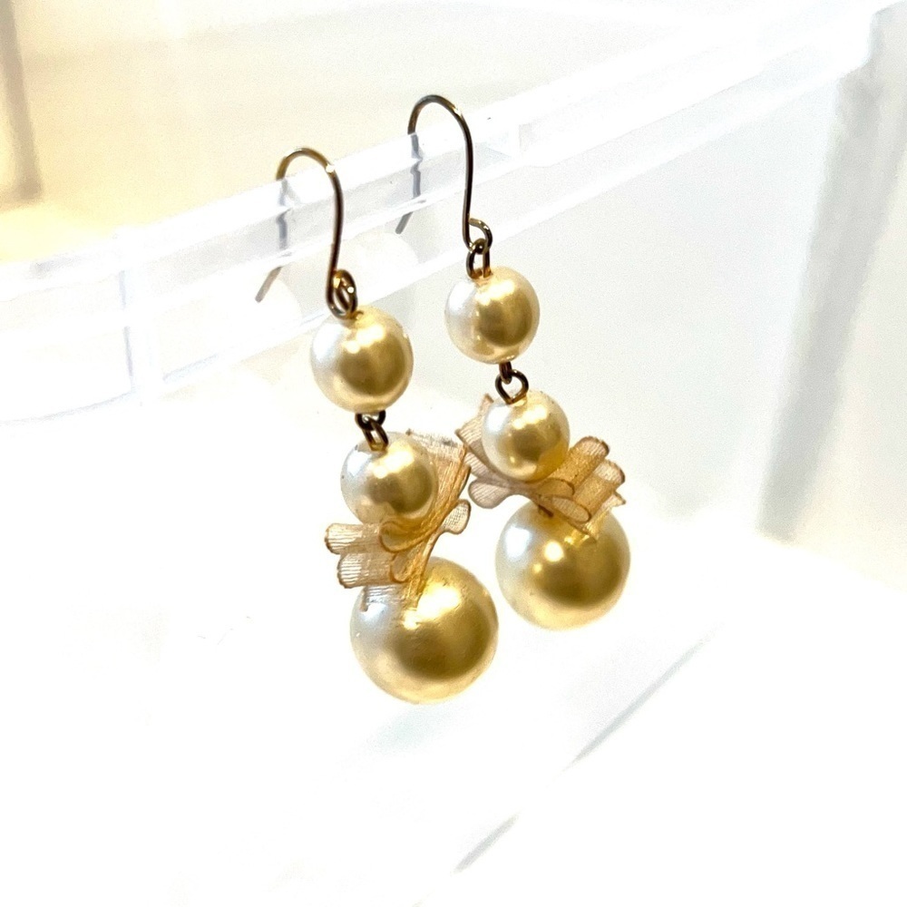 Three pearly ball drop fishhook earring